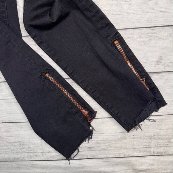 MOTHER The Stunner Double Zip Ankle Step Fray Black Denim Jeans Size 24 - Picture 7 of 12